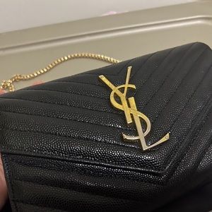 Good condition shoulder bag